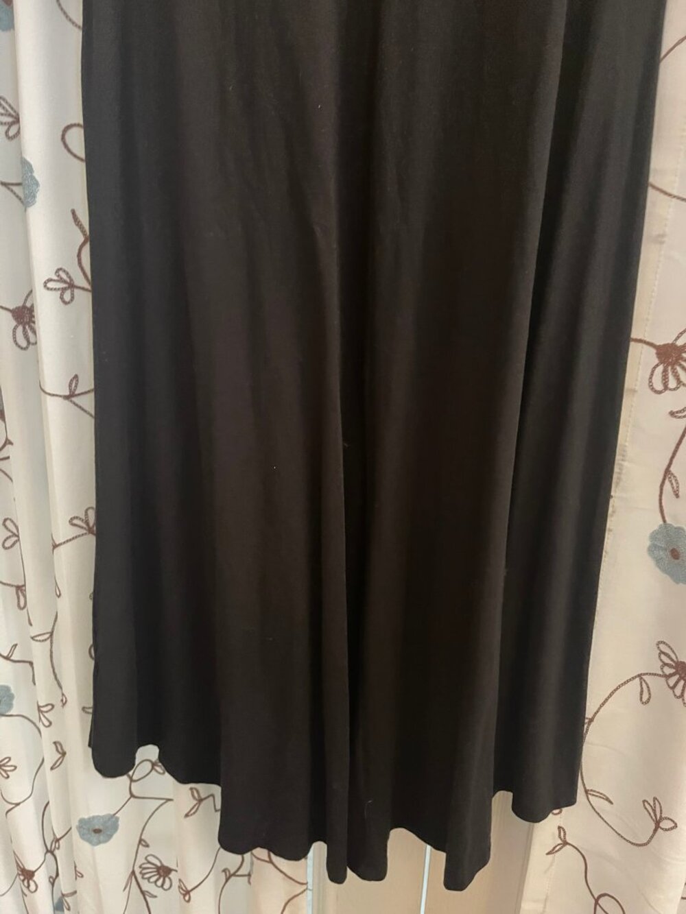 LuLaRoe Like New L Carly Black T-Shirt Swing Dress - Picture 6 of 7